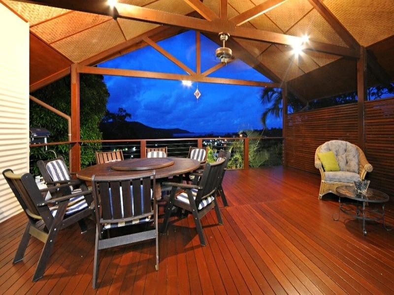 3 Daydream Court, Cannonvale QLD 4802