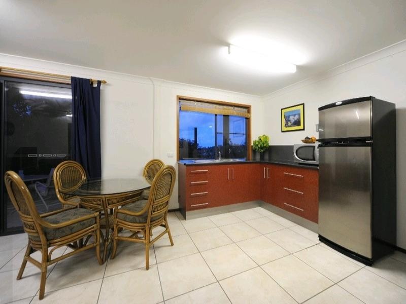 3 Daydream Court, Cannonvale QLD 4802
