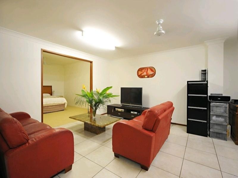3 Daydream Court, Cannonvale QLD 4802
