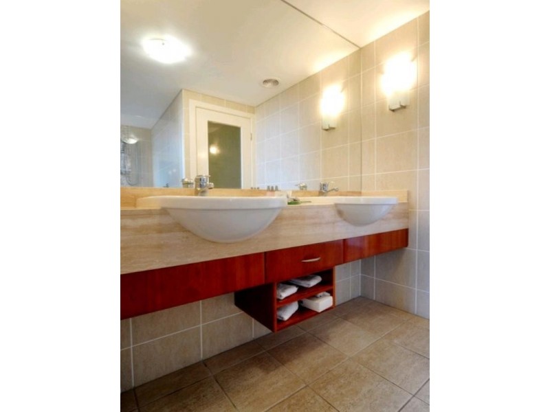 13/16 Golden Orchid Drive, Airlie Beach QLD 4802