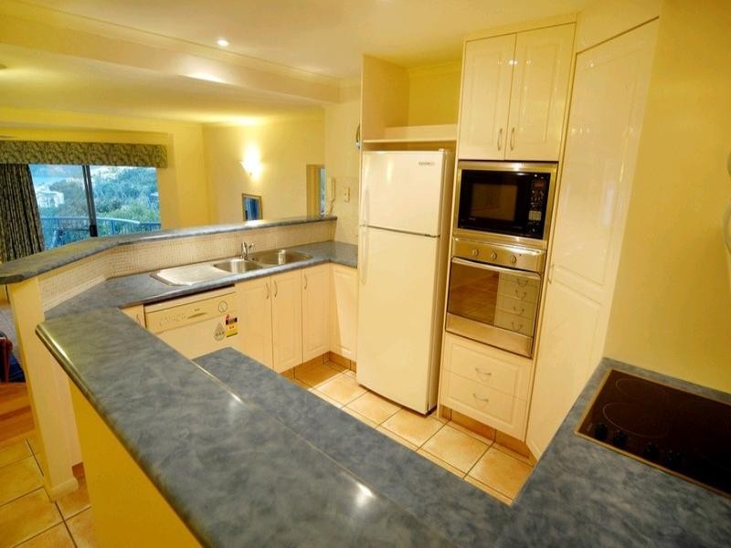 24/2 Nara Avenue, Airlie Beach QLD 4802