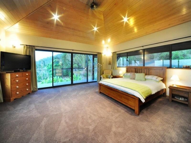 188 Mandalay Road, Airlie Beach QLD 4802 the real estate agency