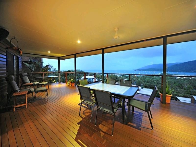 12 Nara Avenue, Airlie Beach QLD 4802