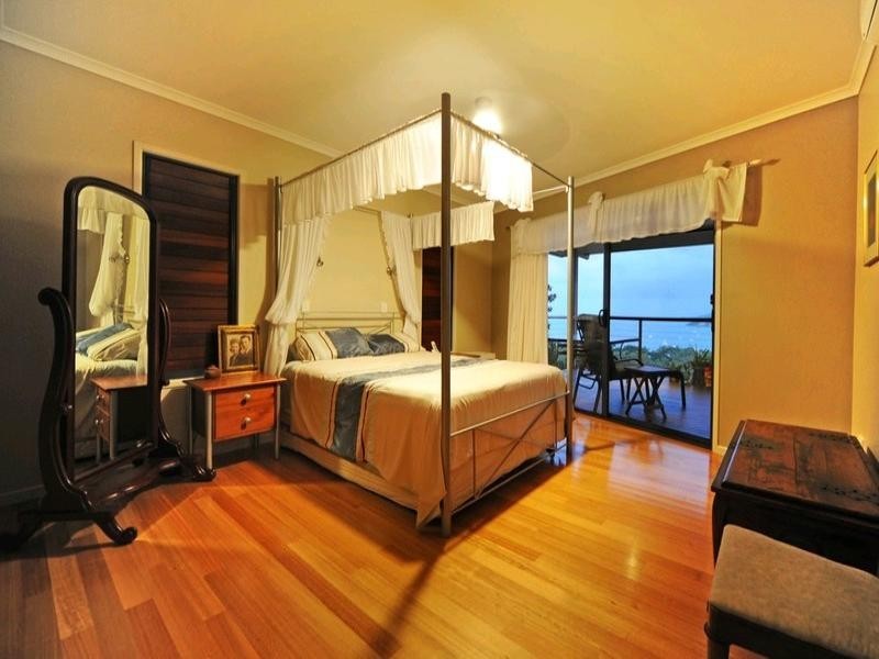 12 Nara Avenue, Airlie Beach QLD 4802