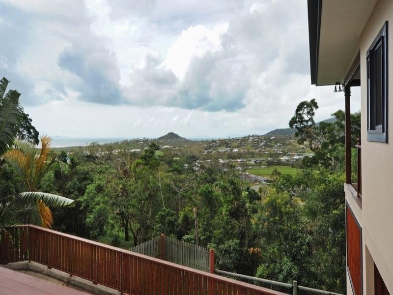 Lot 21/14 Hamilton Avenue, Cannonvale QLD 4802