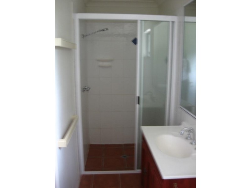 2/12 Duell Road, Cannonvale QLD 4802