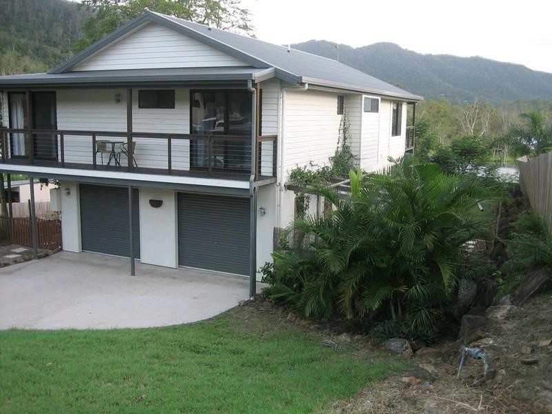 76 Country Road, Cannonvale QLD 4802