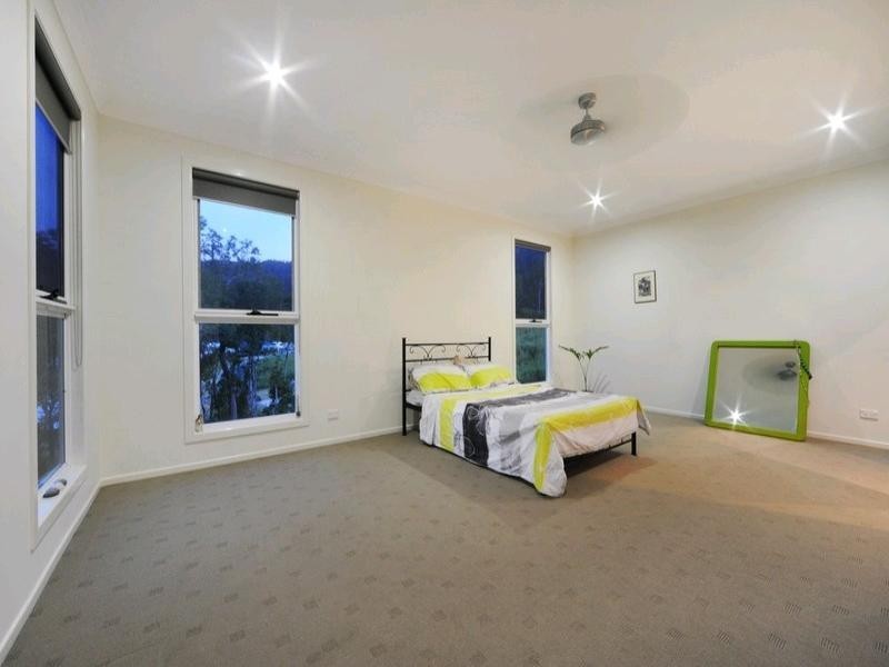 5 Armada Crescent, Jubilee Pocket QLD 4802