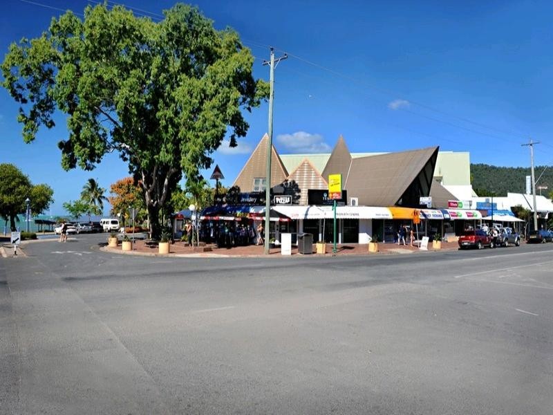 293 Shute Harbour Road, Airlie Beach QLD 4802