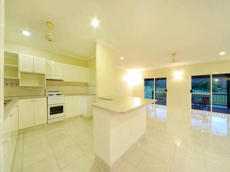 25 Windermere Drive, Strathdickie QLD 4800