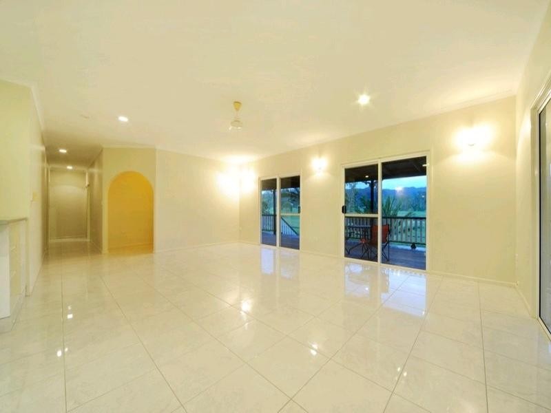 25 Windermere Drive, Strathdickie QLD 4800