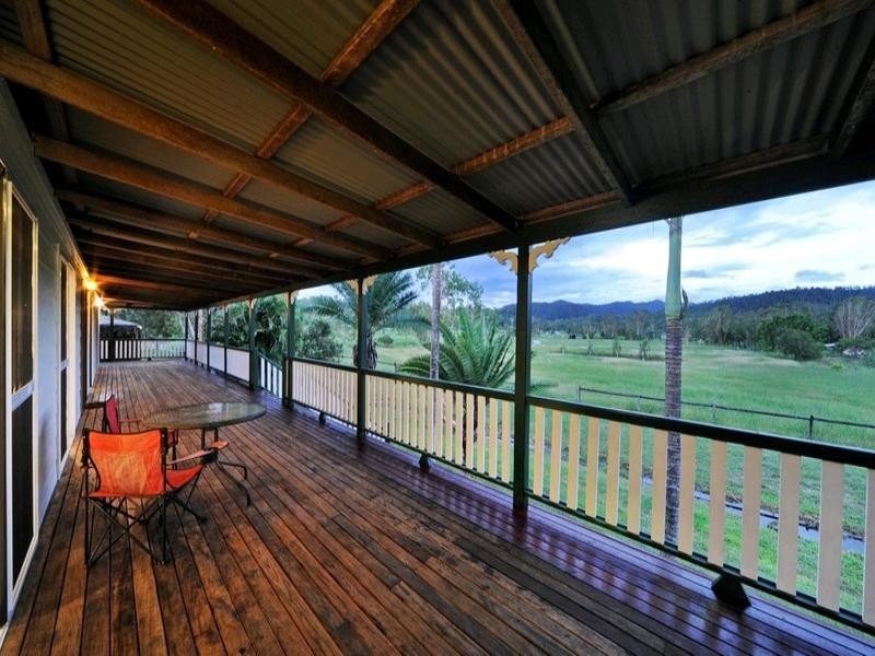 25 Windermere Drive, Strathdickie QLD 4800