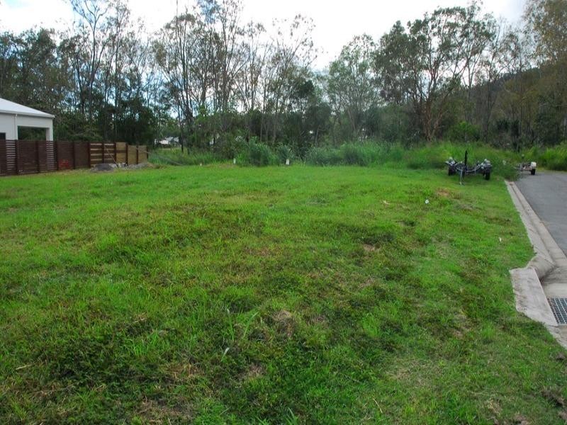 6 Waite Creek Court, Cannonvale QLD 4802