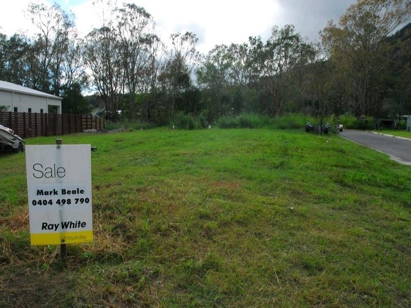 6 Waite Creek Court, Cannonvale QLD 4802