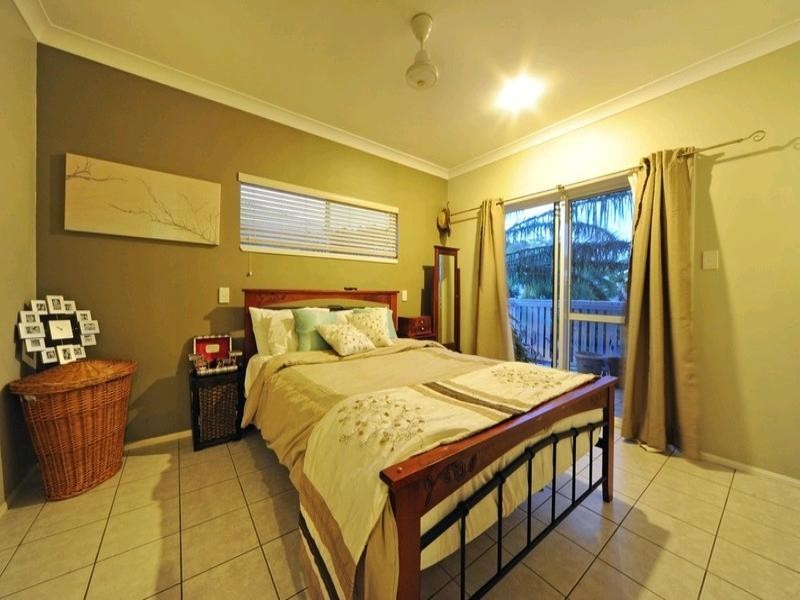 25/24 Pandanus Drive, Cannonvale QLD 4802