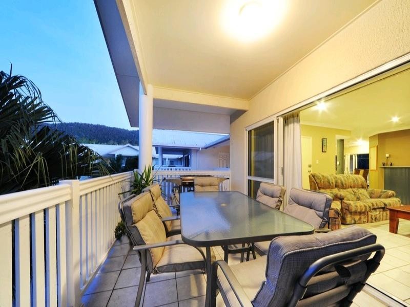25/24 Pandanus Drive, Cannonvale QLD 4802
