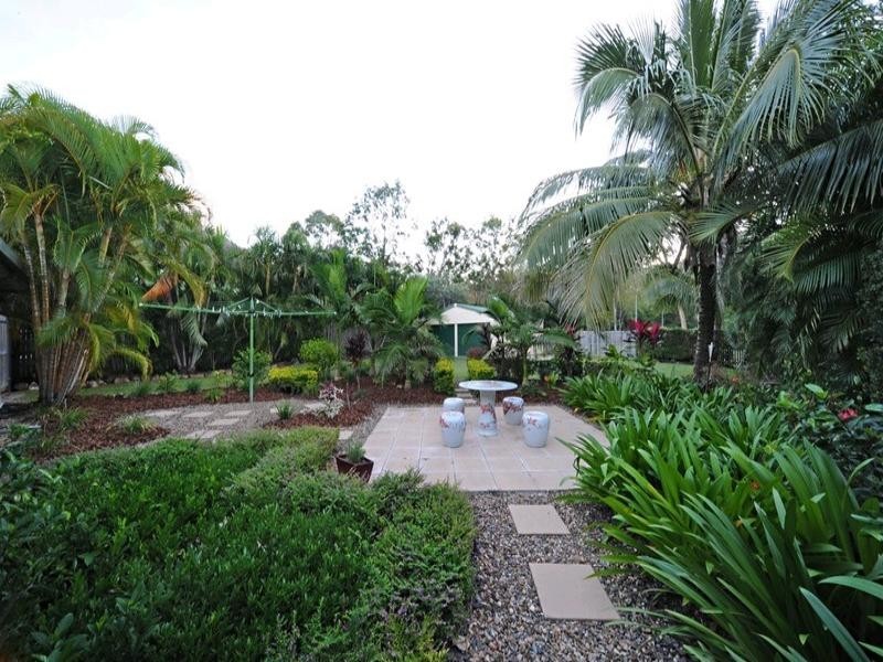 4 Solway Avenue, Cannonvale QLD 4802