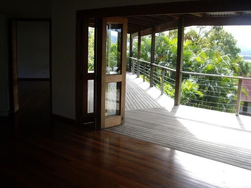 41 Jones Road, Cannonvale QLD 4802