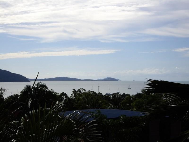 41 Jones Road, Cannonvale QLD 4802