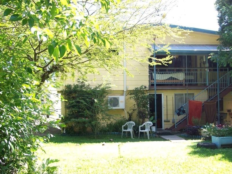 6 Schnapper Street, Cannonvale QLD 4802