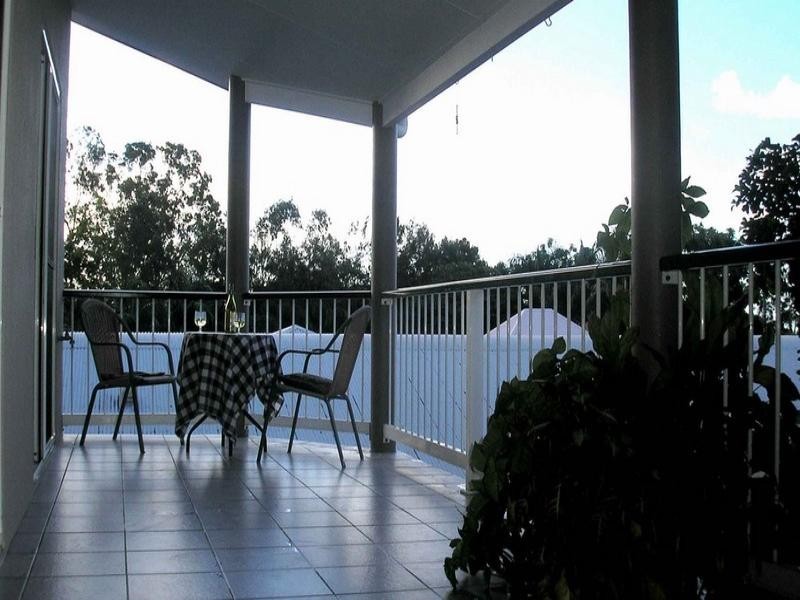 6b/10 Island Drive, Cannonvale QLD 4802