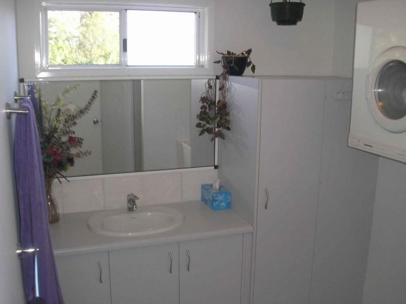 6b/10 Island Drive, Cannonvale QLD 4802