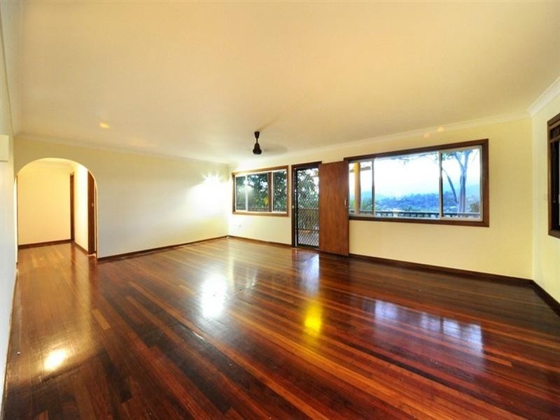 19 Warruga Street, Cannonvale QLD 4802