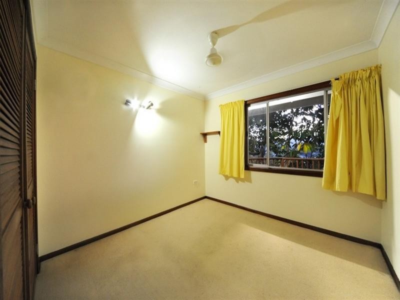 19 Warruga Street, Cannonvale QLD 4802