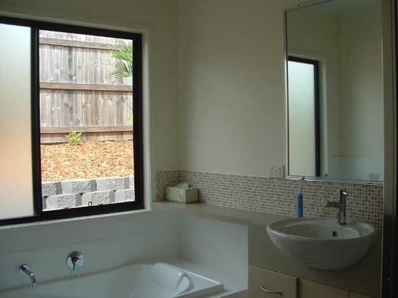 2/5 Wills Court, Cannonvale QLD 4802