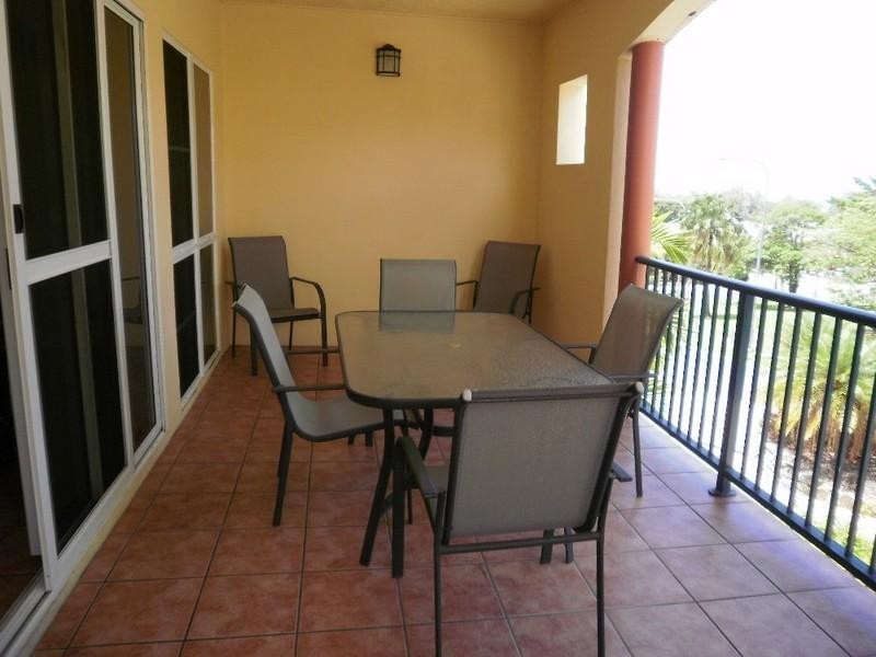 14/24 Island Drive, Cannonvale QLD 4802