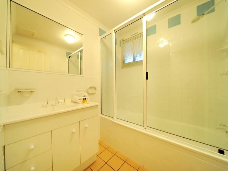 22/24 Beach Road, Cannonvale QLD 4802