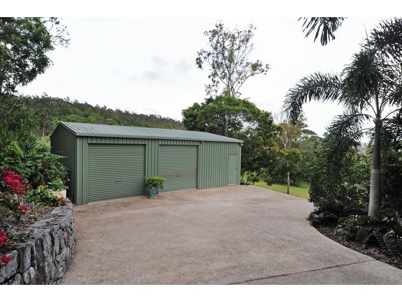 119 Parkland Drive, Cannonvale QLD 4802
