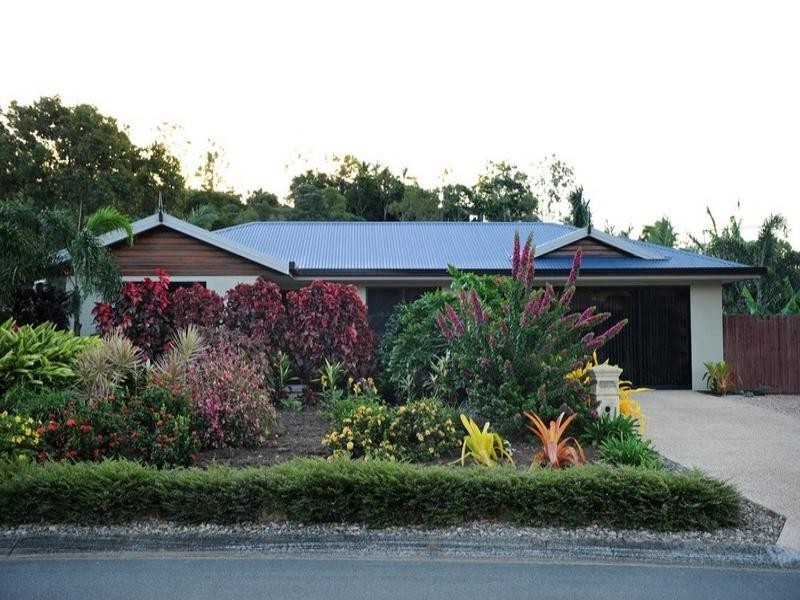 27 Banksia Court, Cannonvale QLD 4802