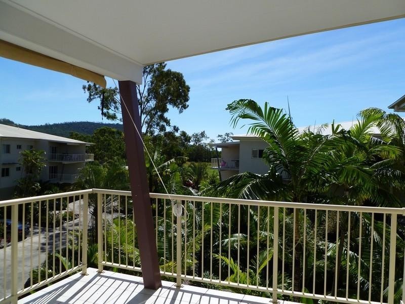 30/21 Shute Harbour Road, Cannonvale QLD 4802