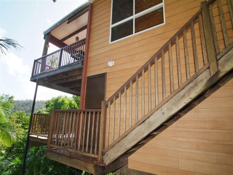 23 Woodwark Crescent, Cannonvale QLD 4802