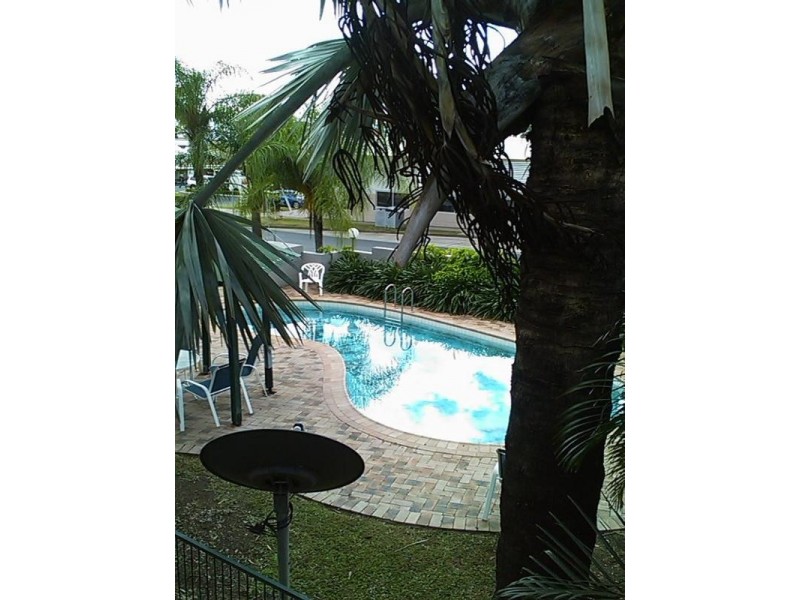 3a/10 Island Drive, Cannonvale QLD 4802