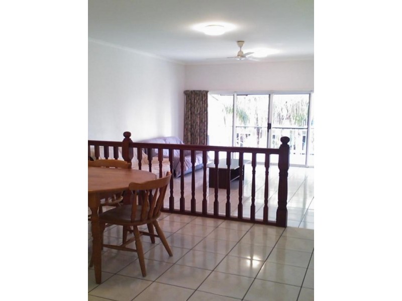 3a/10 Island Drive, Cannonvale QLD 4802