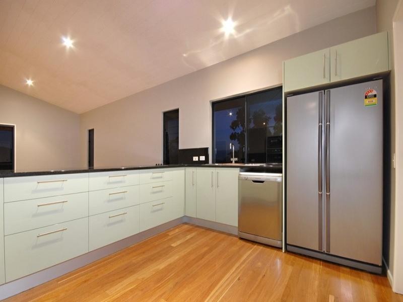 4 Gumtree Close, Cannonvale QLD 4802