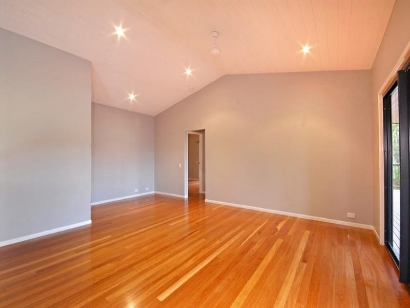 4 Gumtree Close, Cannonvale QLD 4802