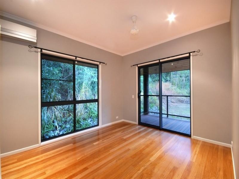 4 Gumtree Close, Cannonvale QLD 4802