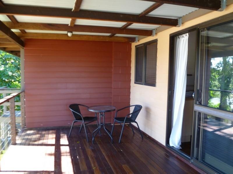 2/8 Wambiri Street, Cannonvale QLD 4802