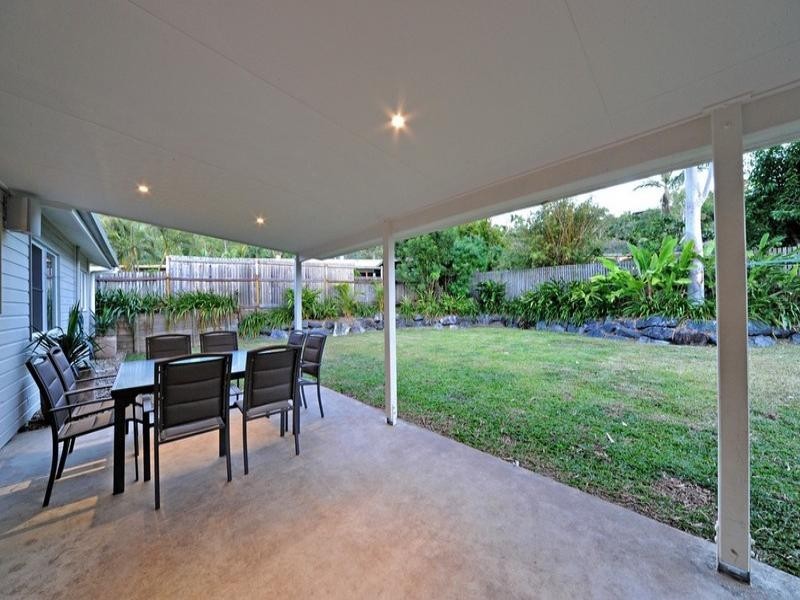 32 Tropic Road, Cannonvale QLD 4802