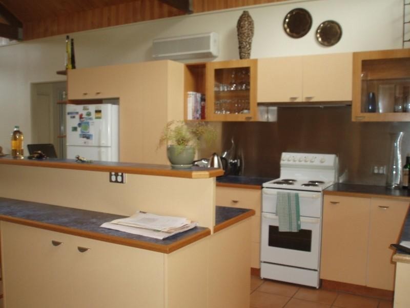 9 Muruk Crescent, Jubilee Pocket QLD 4802