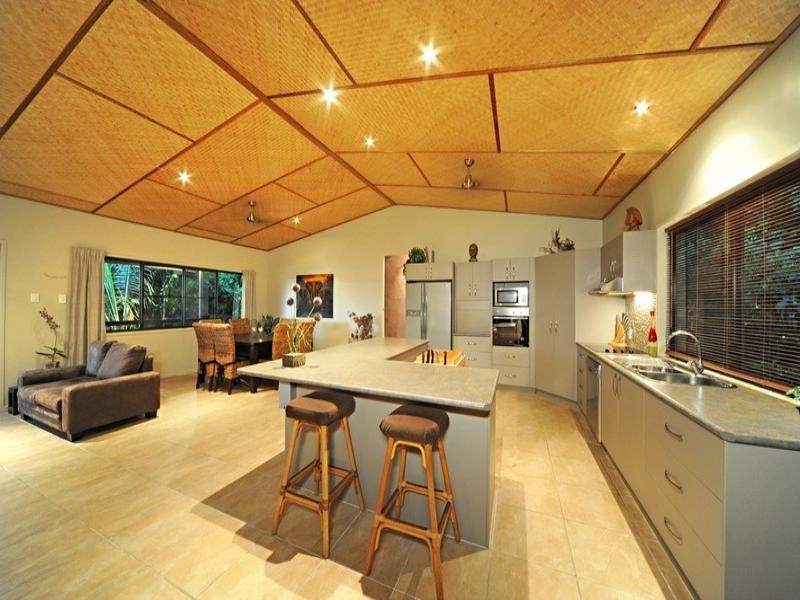 9 William Close, Airlie Beach QLD 4802