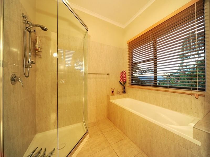 9 William Close, Airlie Beach QLD 4802