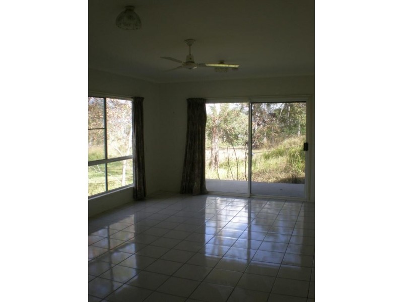 4/17 Macarthur Drive, Cannonvale QLD 4802
