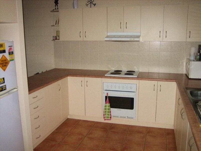 1/7 Macarthur Drive, Cannonvale QLD 4802