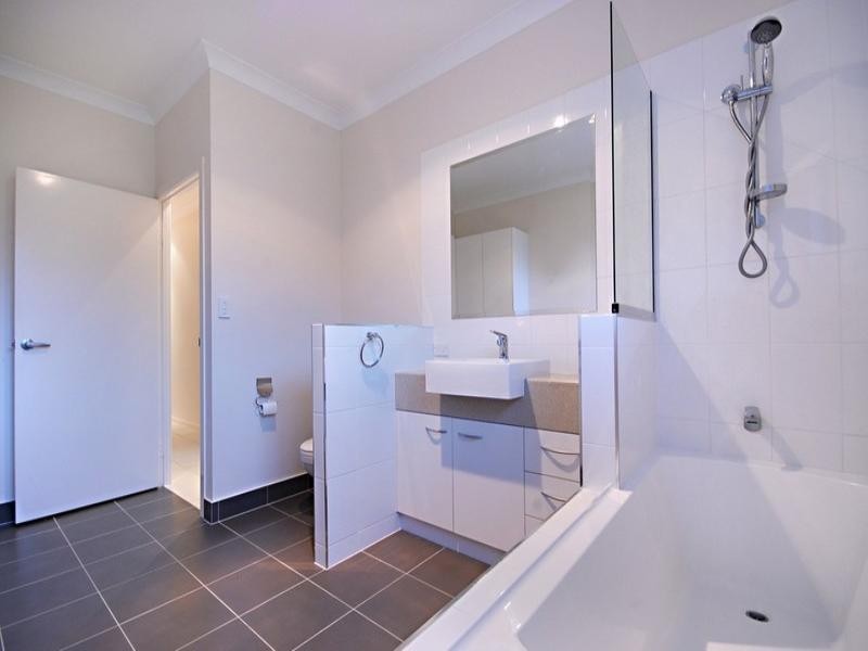 8 Armada Crescent, Jubilee Pocket QLD 4802