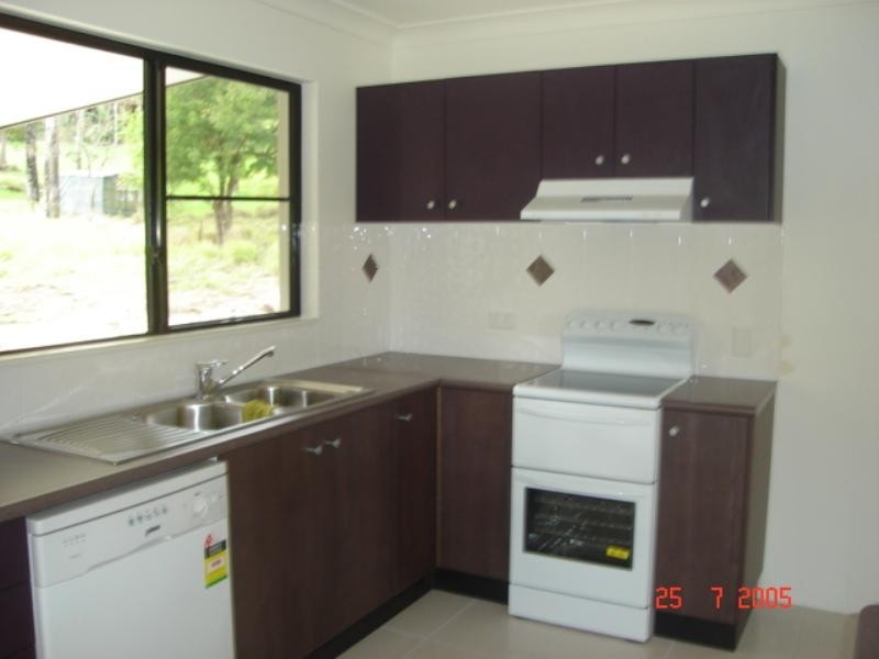 7 Links Drive, Cannonvale QLD 4802