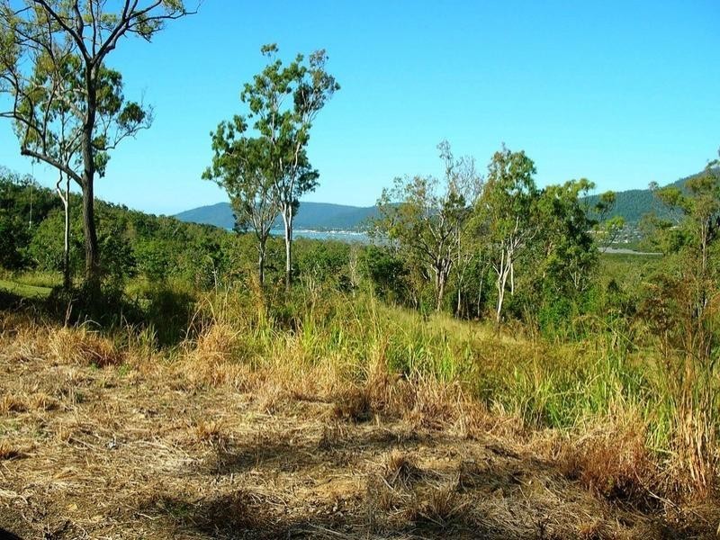 254 Paluma Road, Cannonvale QLD 4802